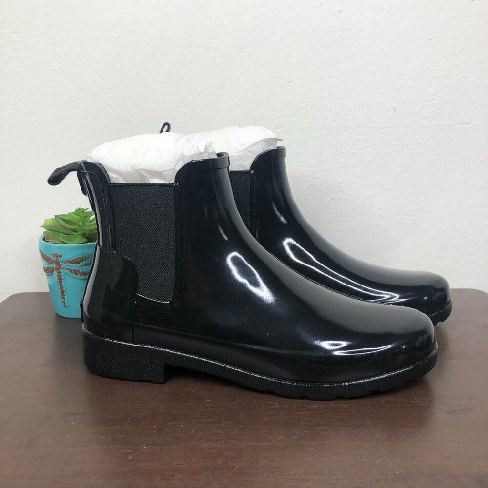 NEW Hunter Original Refined Chelsea Black Glossy Ankle Boots Women's 6